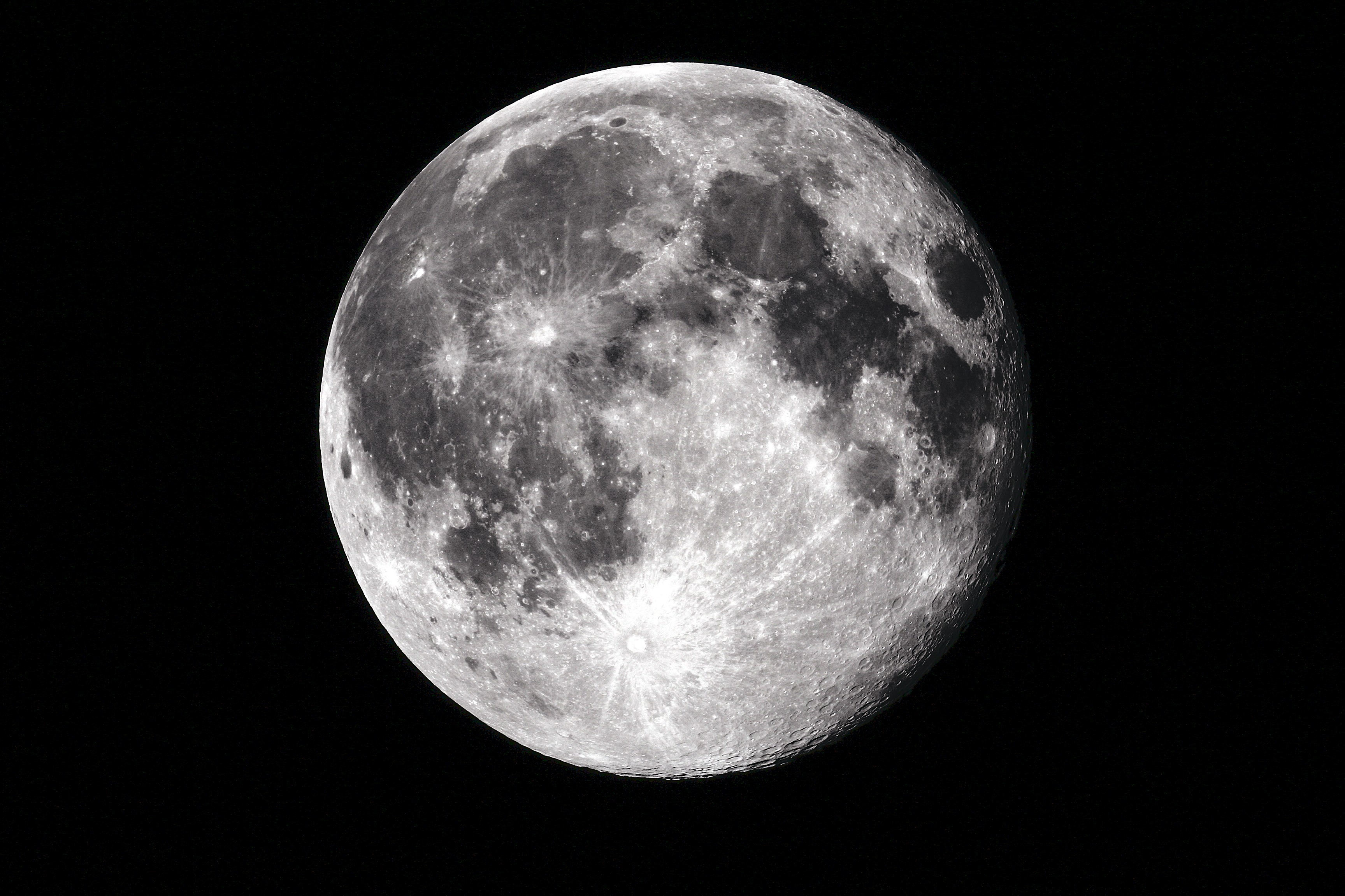 Moon pics. Луна. Изображение Луны. Снимок Луны.